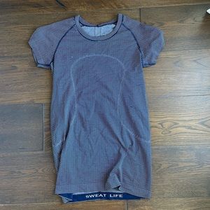 Lululemon shirt